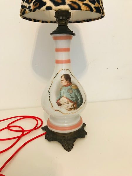 Mister Napoleon Vintage Glazen Olielamp Tafellamp Met Luipaard Kap - RELIVING