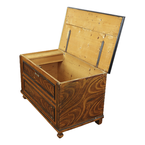 Antieke Beschilderde Kist / Commode