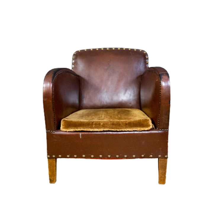 Antique Clubchair