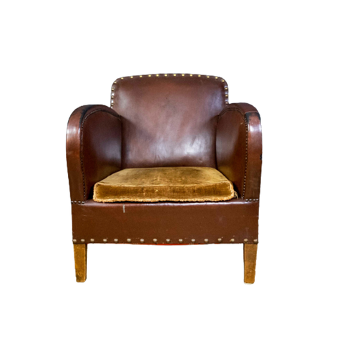 Antique Clubchair