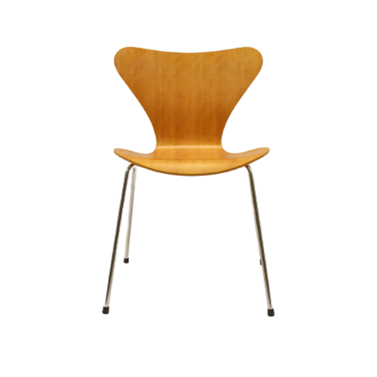 Arne Jacobsen Vlinderstoel Model 3107 | Design