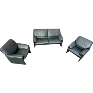 Leolux Bora Beta Bank En Fauteuils. Design. Groen Leer.