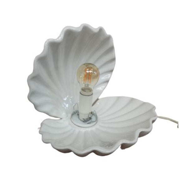 Schelpen Lamp Met Nieuwe Vintage Gloeilamp - RELIVING