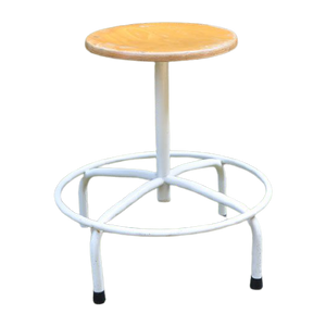 Wf08- Kruk- Stool